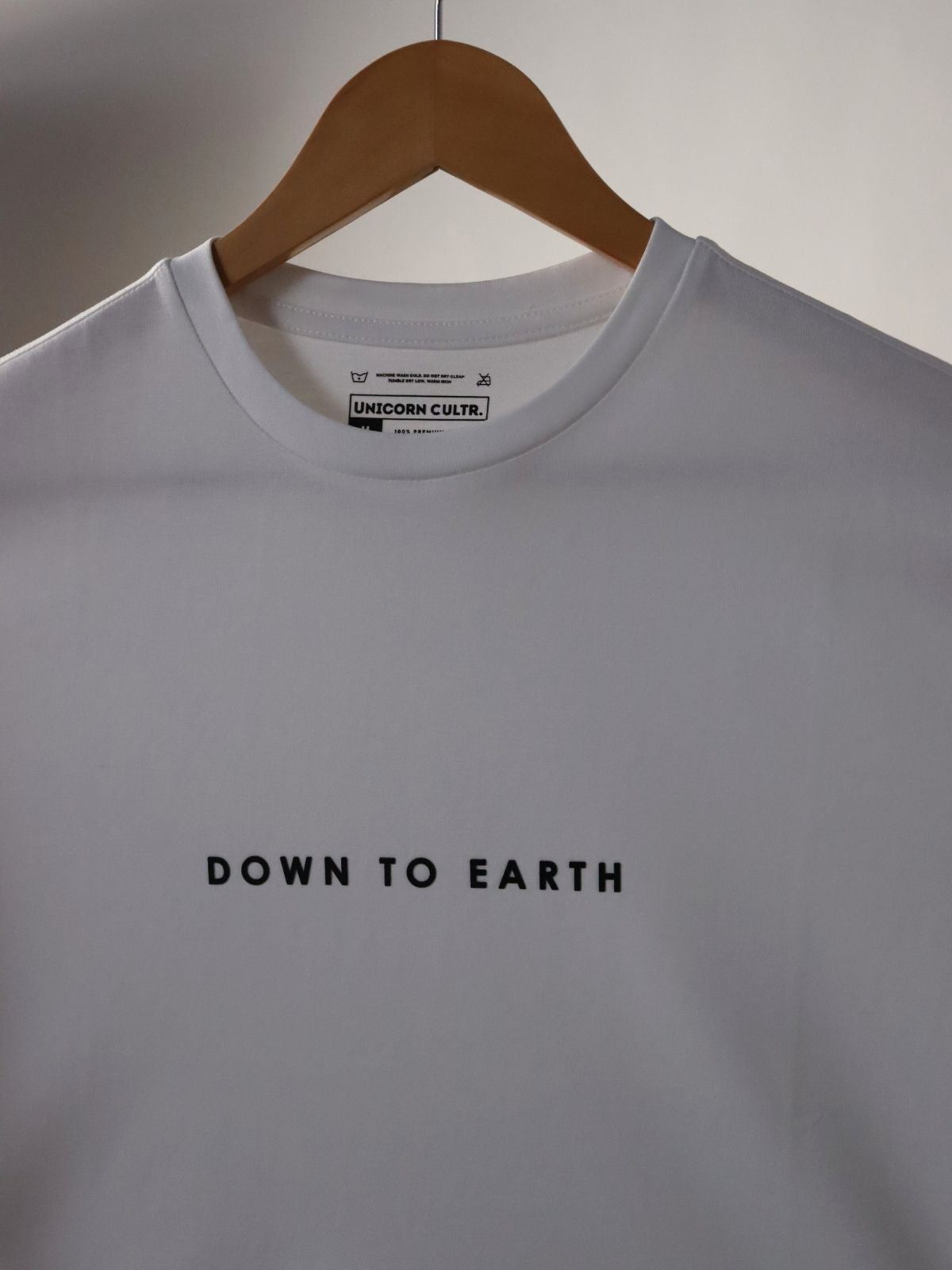 Solid Men's Premium Muscle Fit Cotton Crew T-Shirt Down to Earth Chalk White