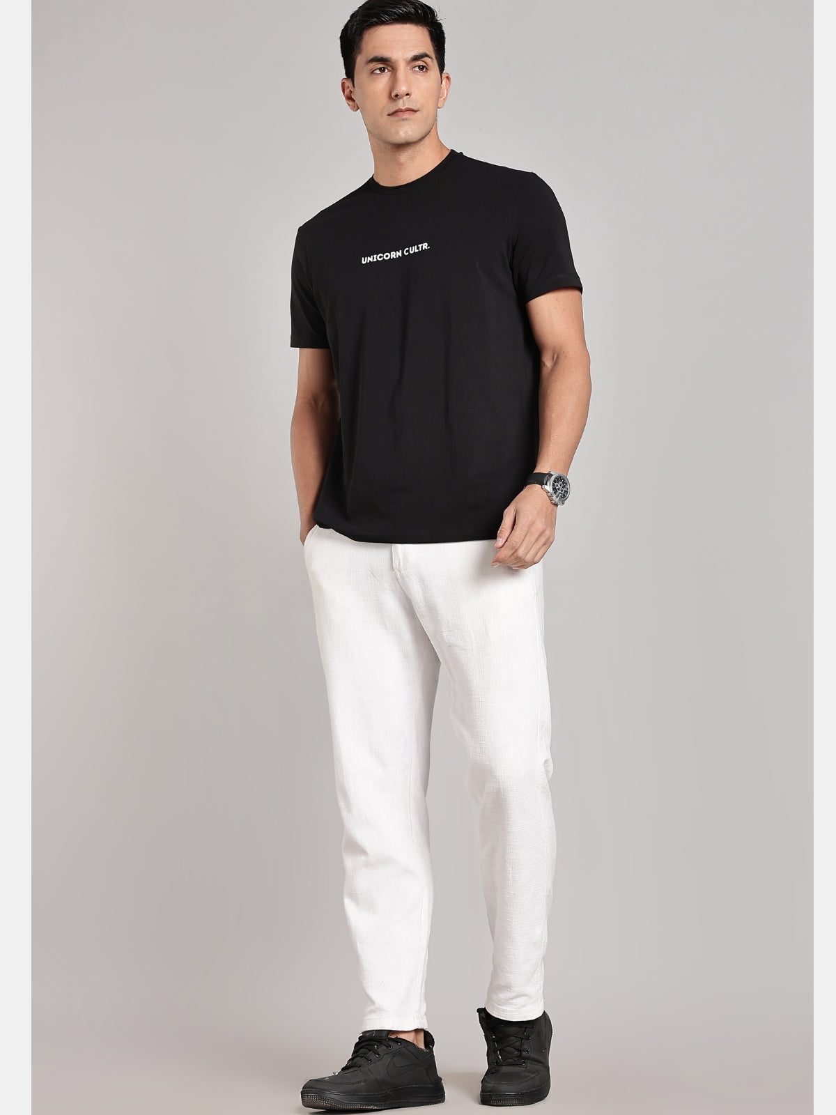 White UC Signature Men's Premium Muscle Fit Cotton Crew T-Shirt Brave Black