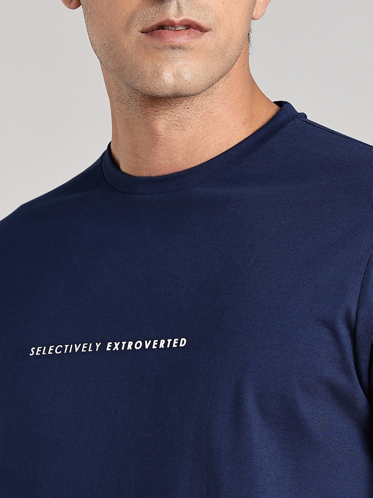 Solid Men's Premium Muscle Fit Cotton Crew T-Shirt Selectively Extroverted Novel Navy