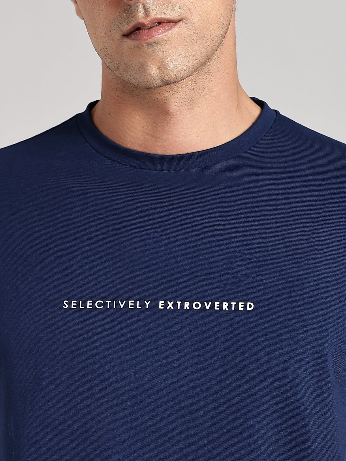 Solid Men's Premium Muscle Fit Cotton Crew T-Shirt Selectively Extroverted Novel Navy