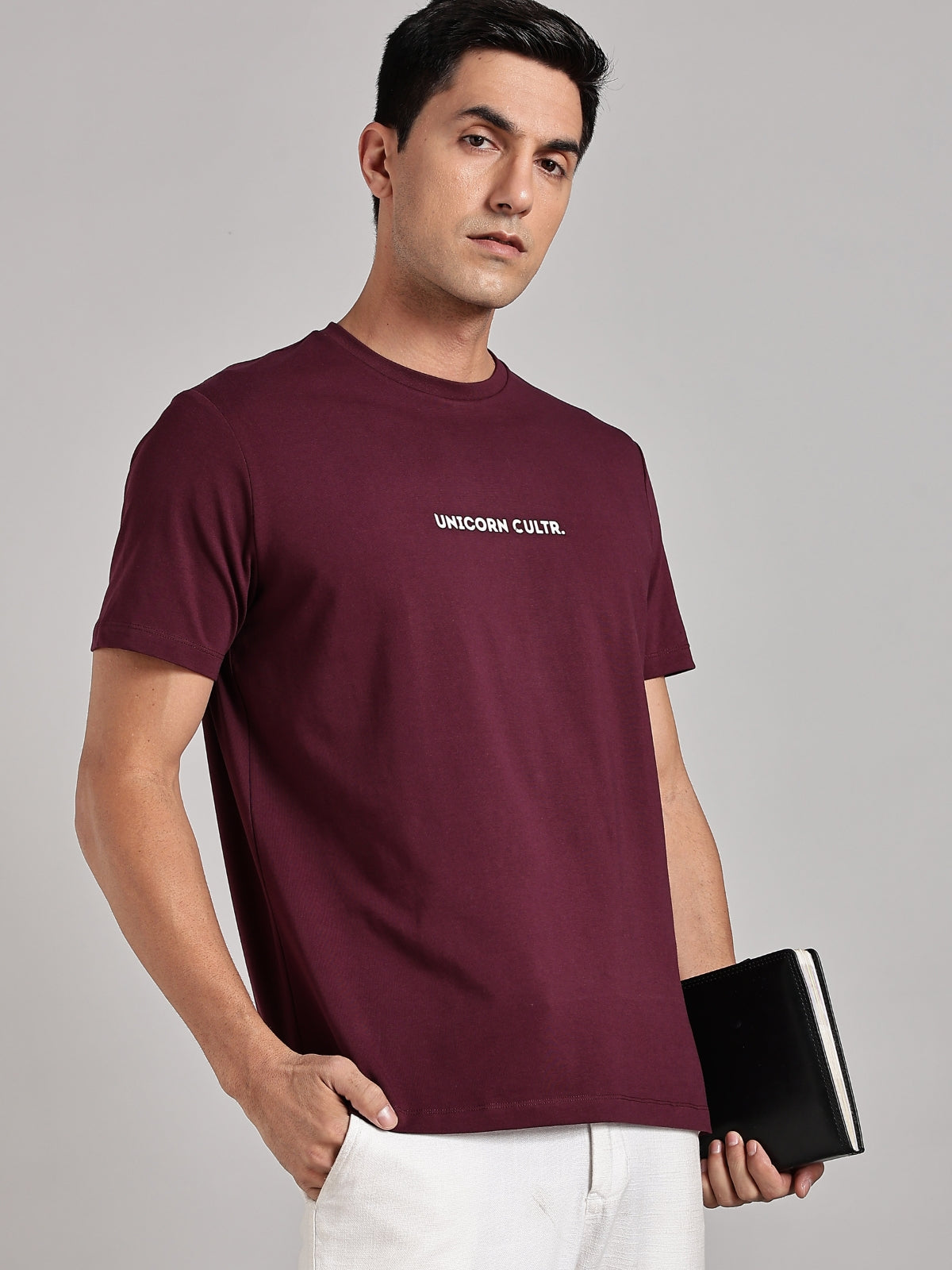 White UC Signature Men's Premium Muscle Fit Cotton Crew T-shirt Workday Wine