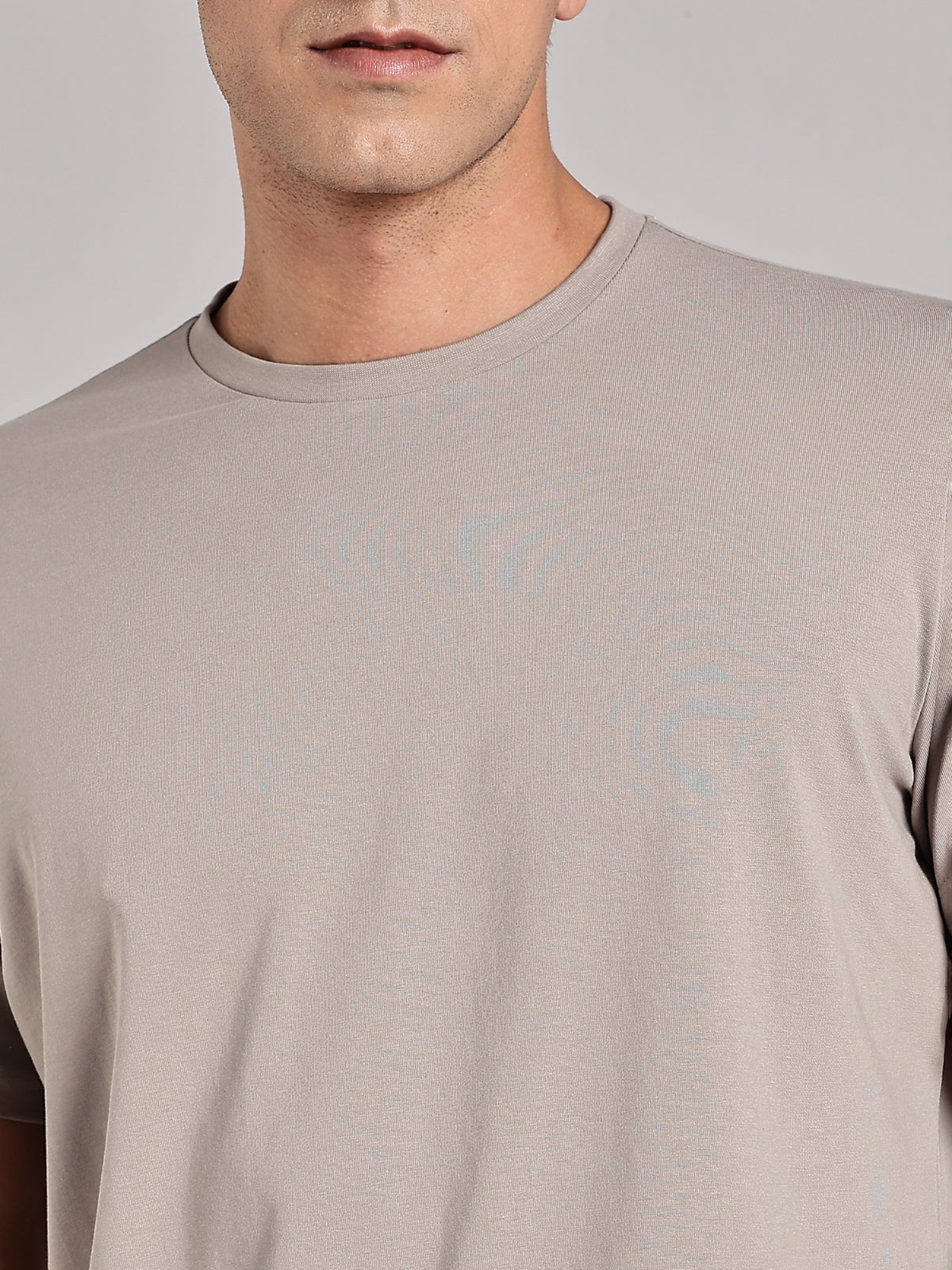 Solid Men's Soft Premium 100% Cotton Crew T-shirt Patience Smoke Melange