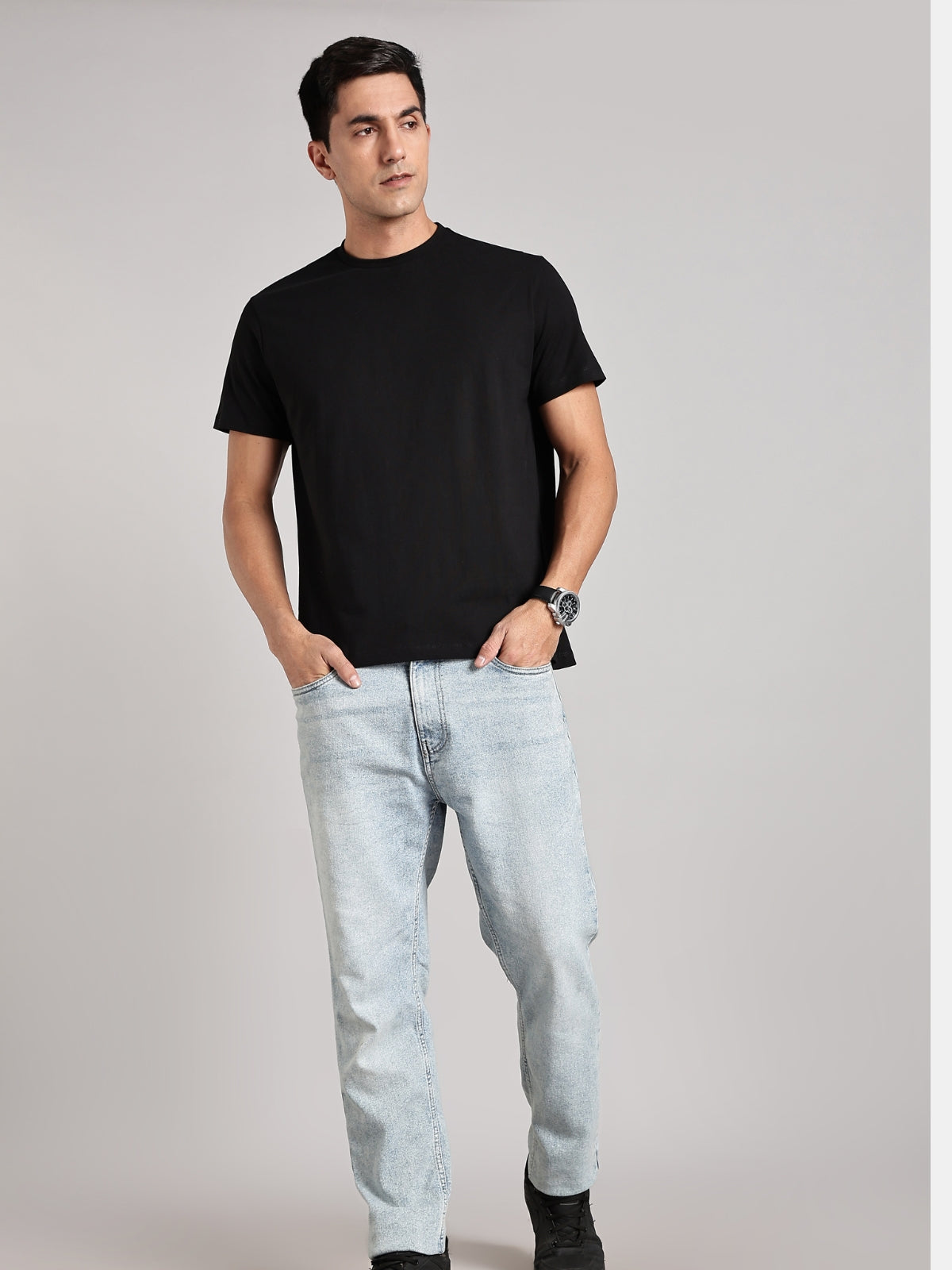Solid Men's Soft Premium 100% Cotton Crew T-Shirt Brave Black