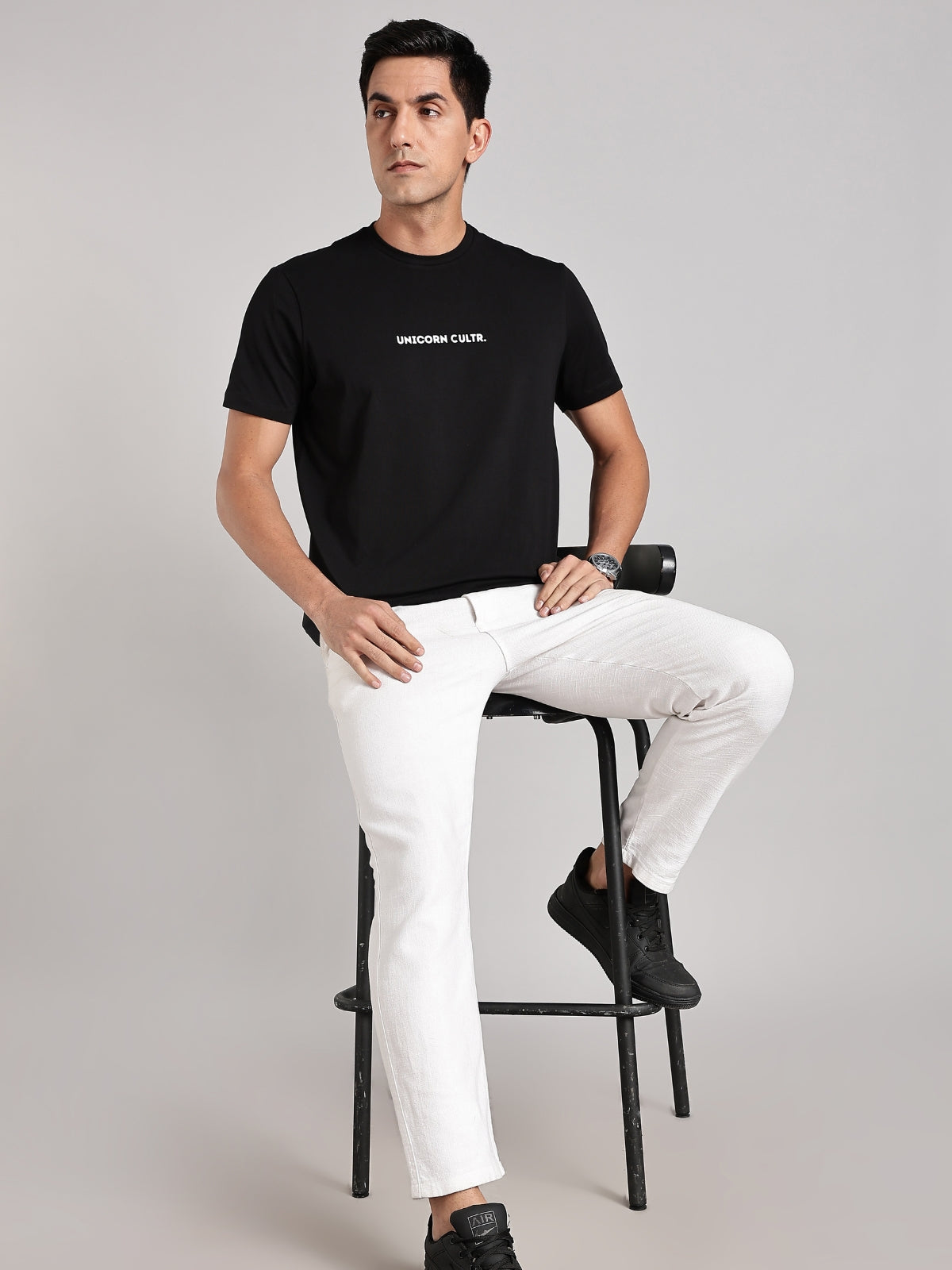 White UC Signature Men's Premium Muscle Fit Cotton Crew T-Shirt Brave Black