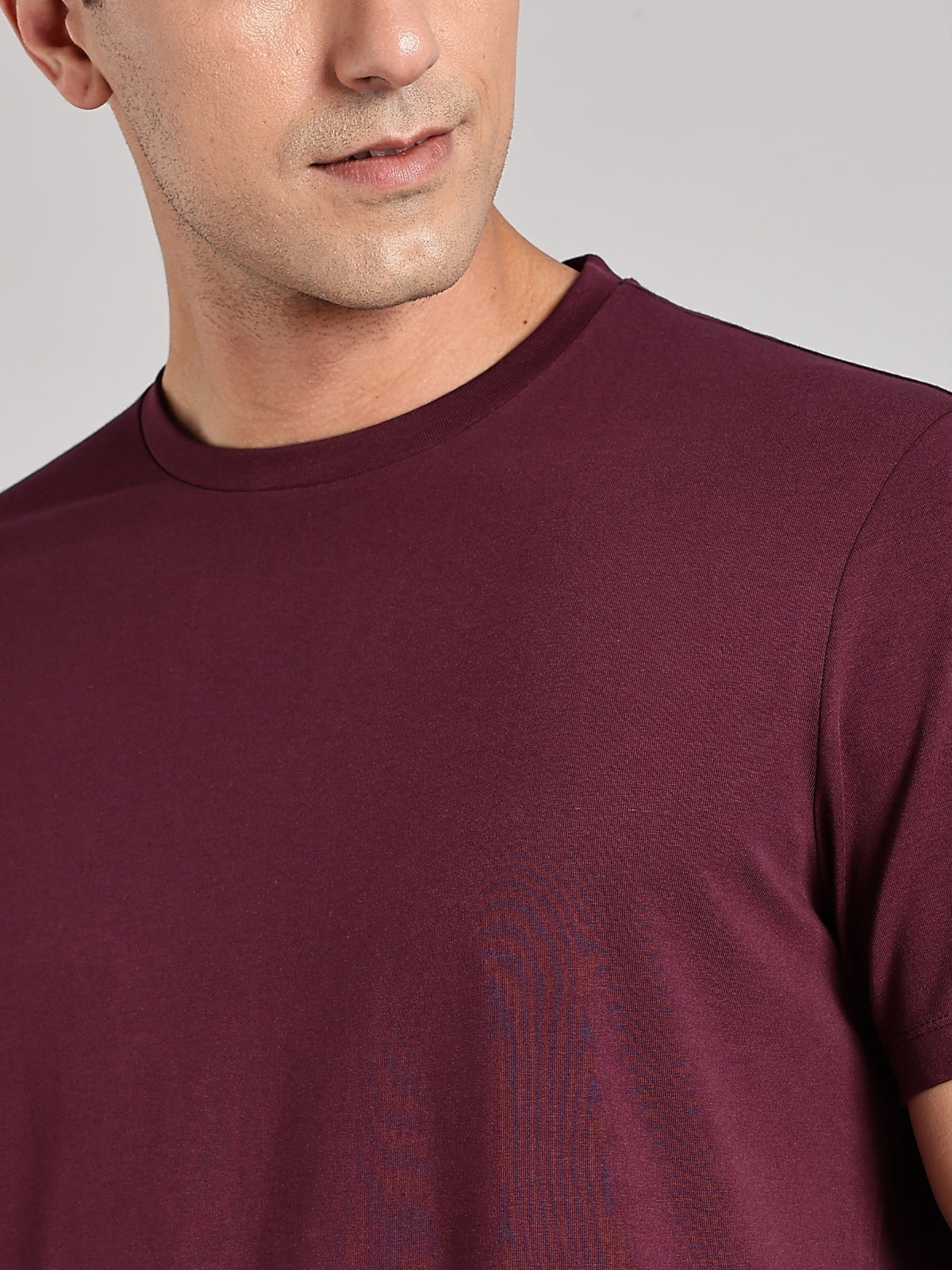 Solid Men's Premium Muscle Fit Cotton Crew T-shirt 404 Not Found Workday Wine