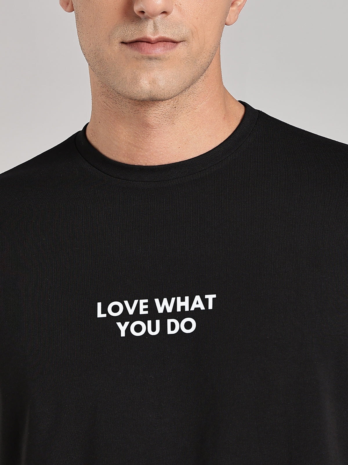 Solid Men's Premium Muscle Fit Cotton Crew T-shirt Love What You Do Brave Black