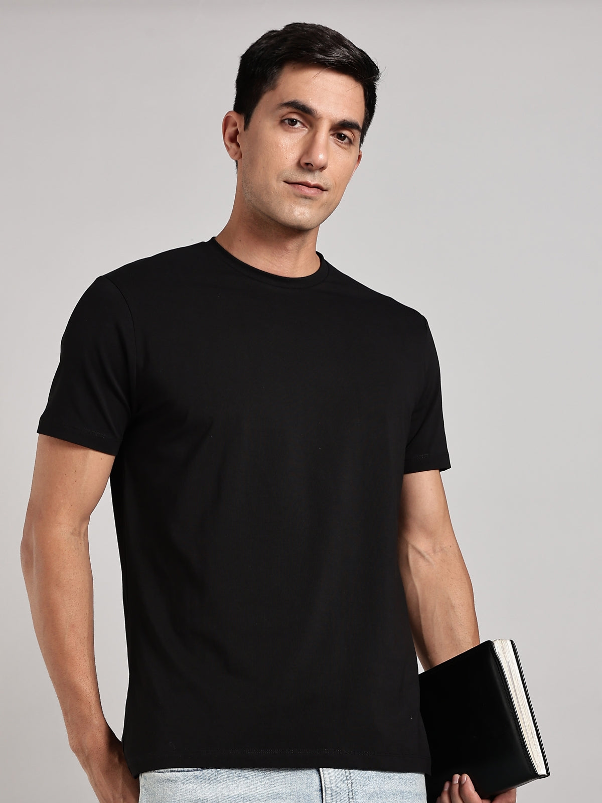Solid Men's Soft Premium 100% Cotton Crew T-Shirt Doer Dreamer Brave Black