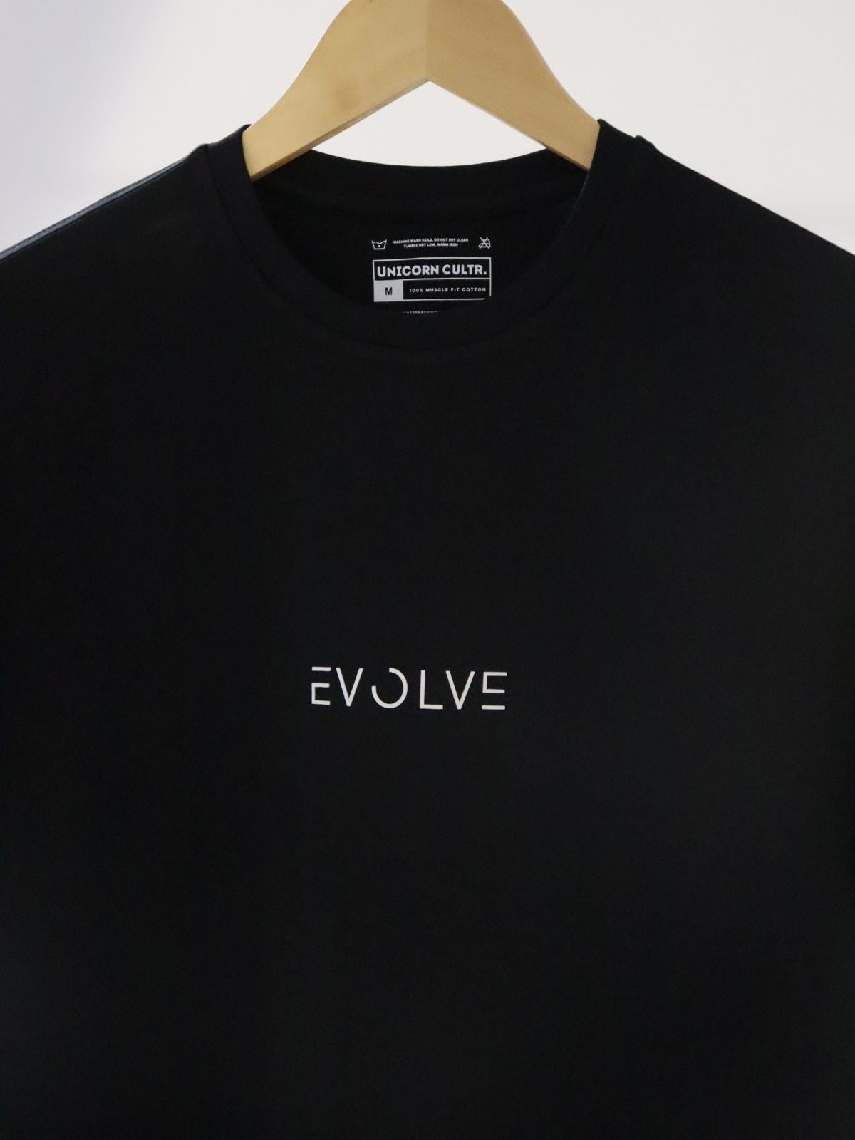Solid Men's Premium Muscle Fit Cotton Crew T-Shirt Evolve Brave Black