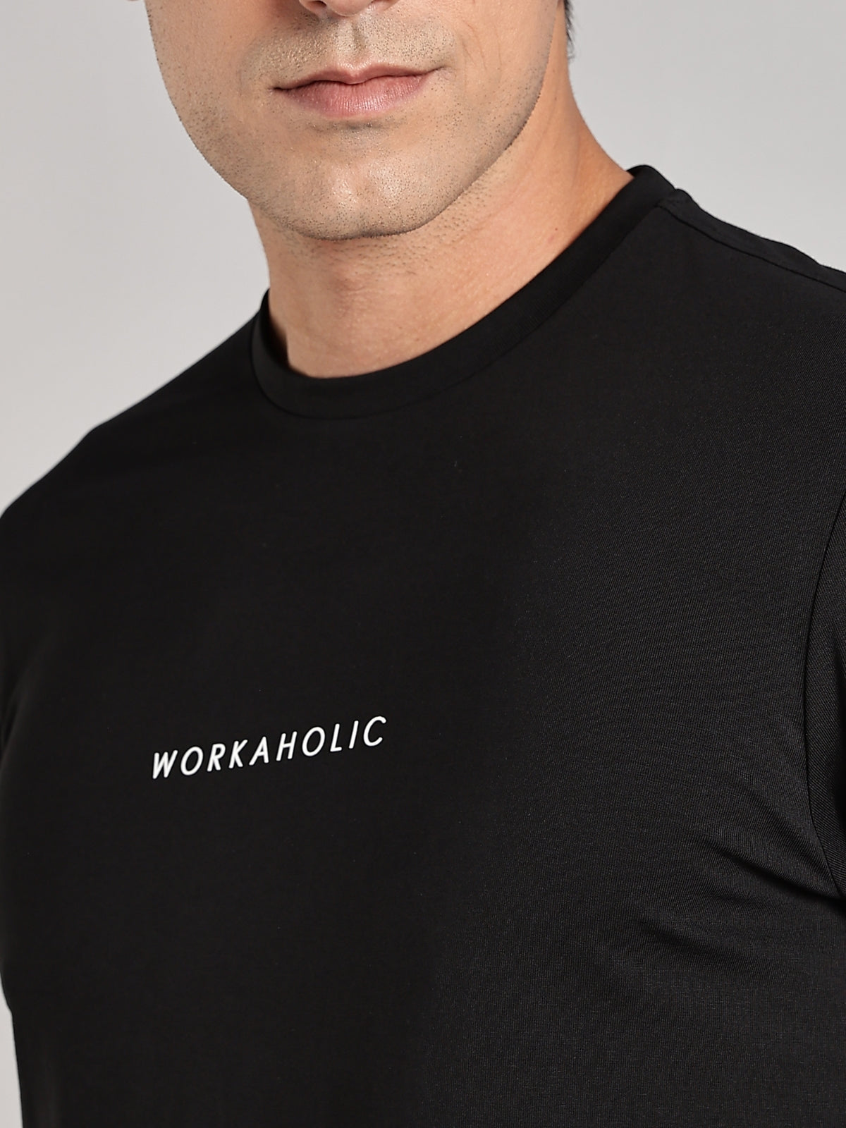 Solid Men's Premium Muscle Fit Cotton Crew T-shirt Workaholic Brave Black