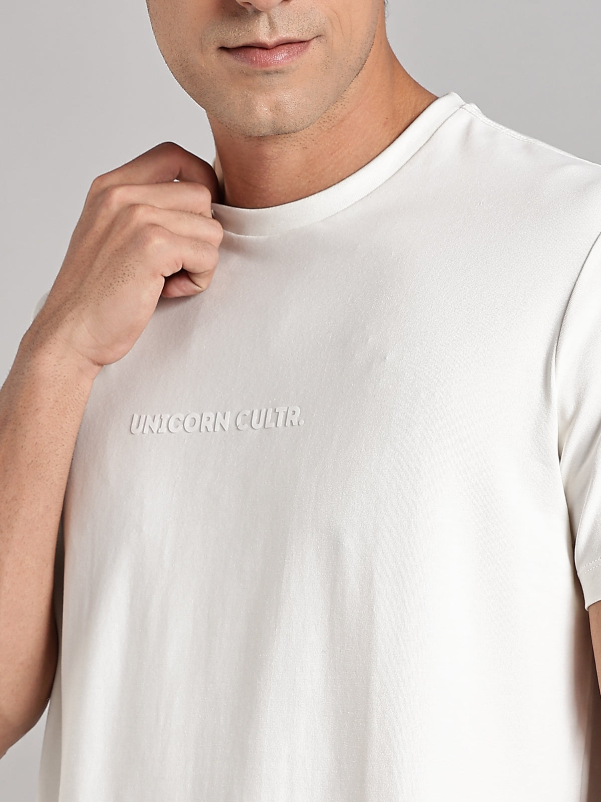White UC Signature Men's Soft Premium 100% Cotton Crew T-Shirt Whiteboard White
