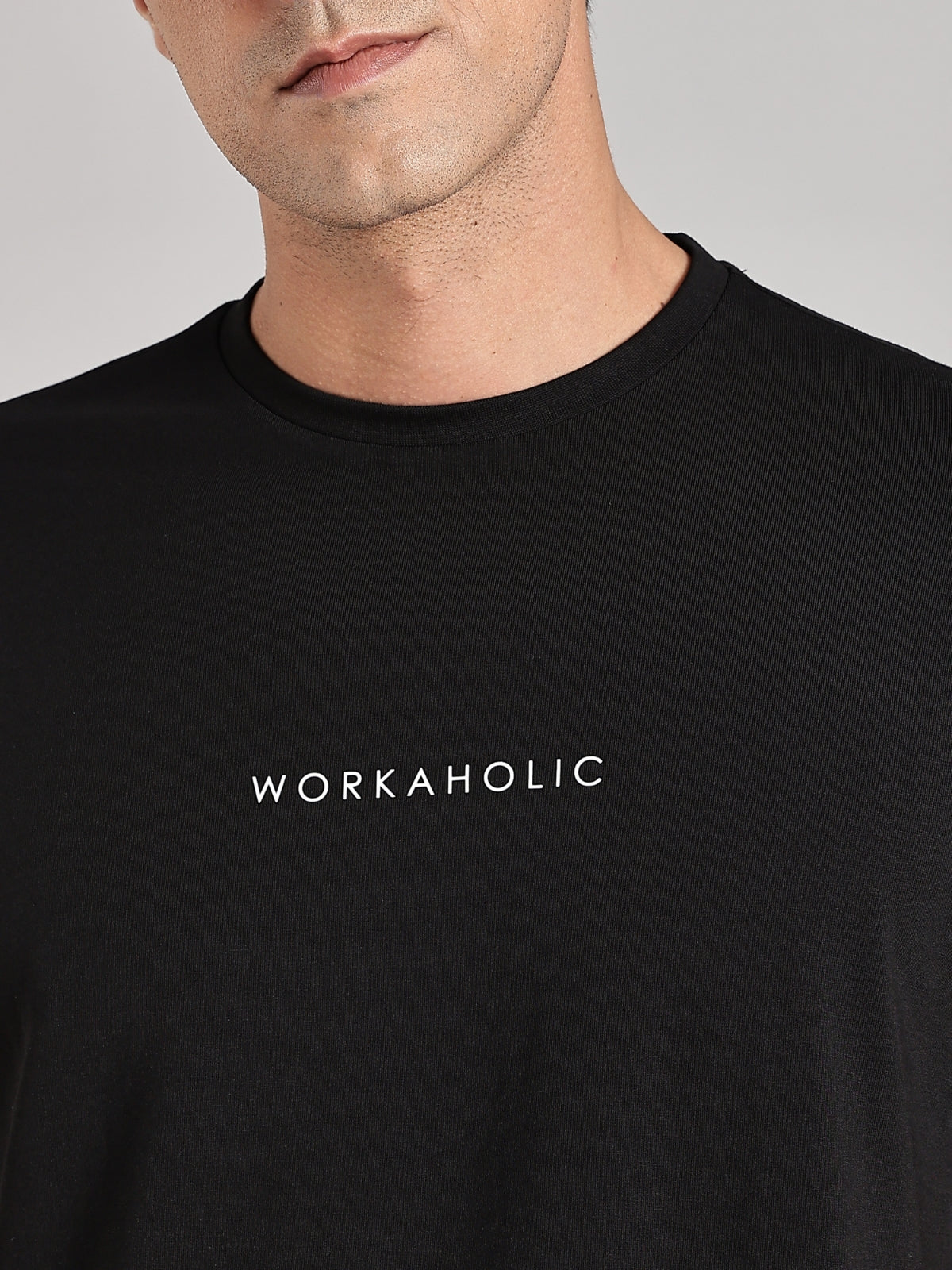 Solid Men's Premium Muscle Fit Cotton Crew T-shirt Workaholic Brave Black