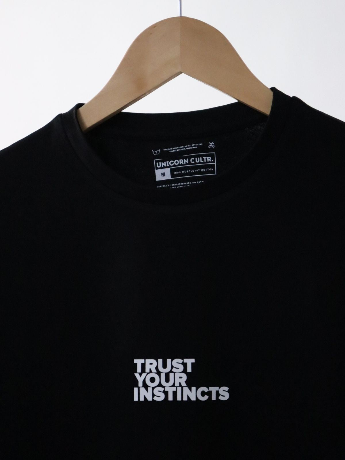 Solid Men's Premium Muscle Fit Cotton Crew T-shirt Trust Your Instincts Brave Black