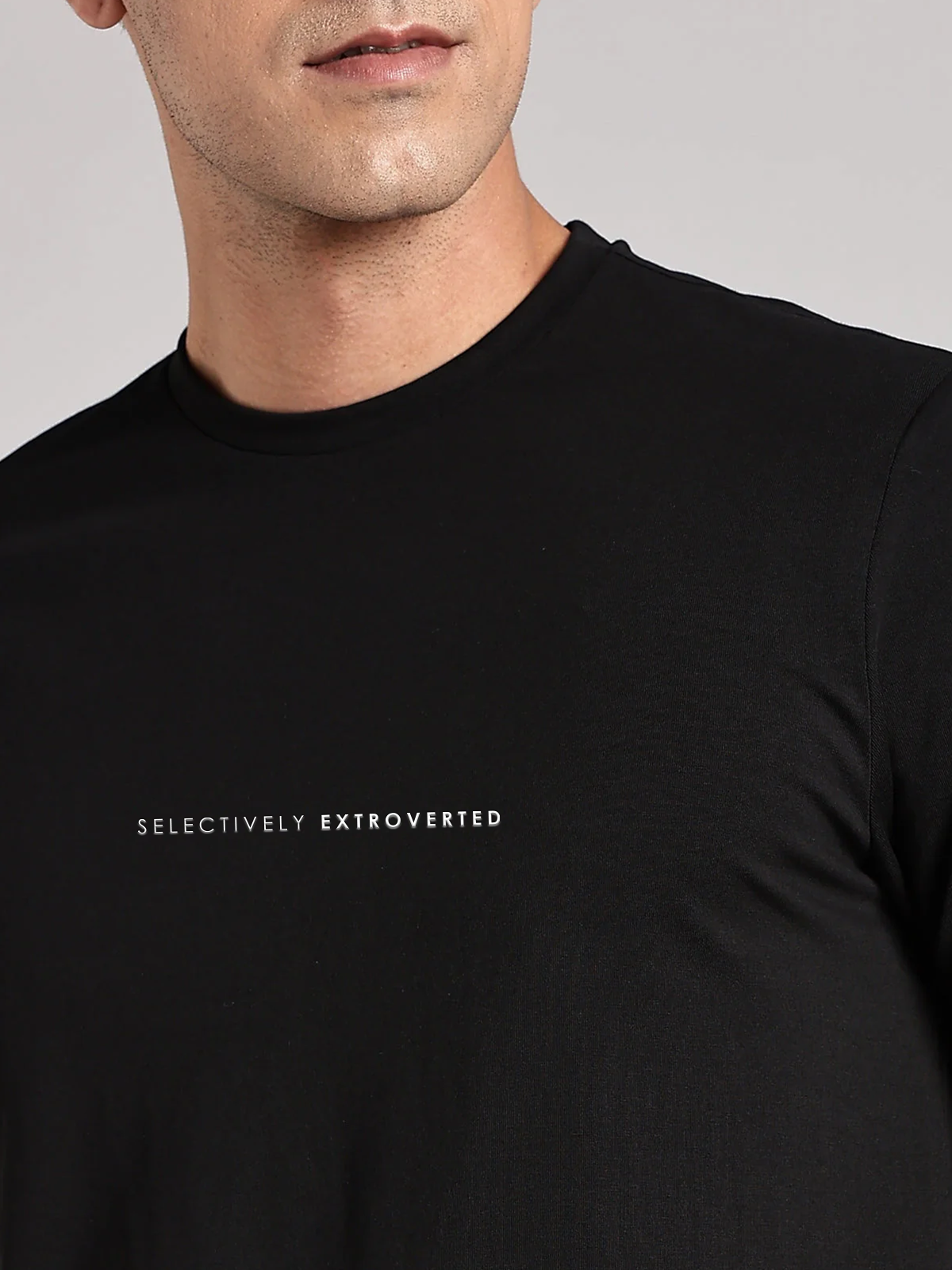 Solid Men's Premium Muscle Fit Cotton Crew T-Shirt Selectively Extroverted Brave Black