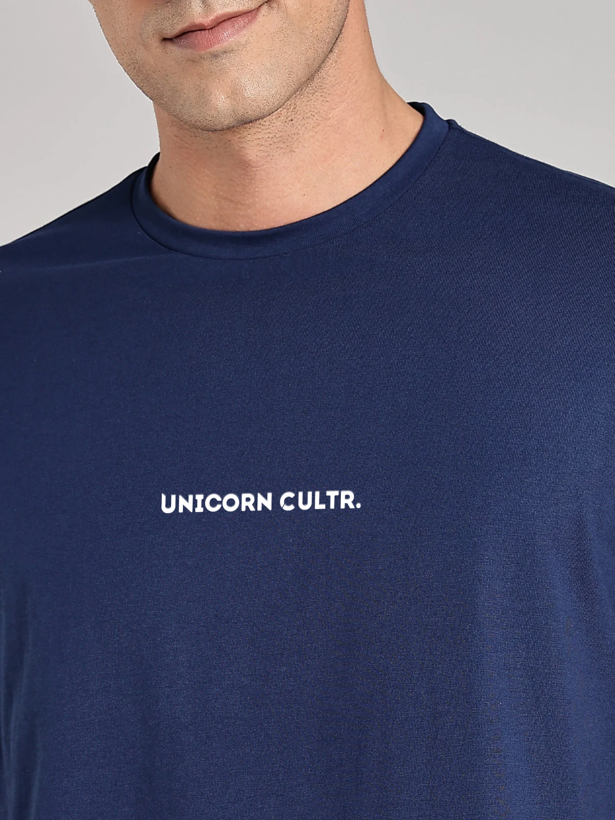 White UC Signature Men's Premium Muscle Fit Cotton Crew T-shirt Novel Navy